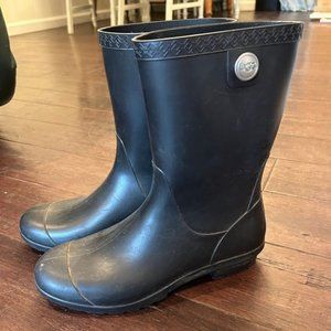 Uggs black matte rain boots size 8